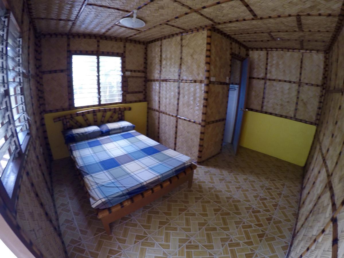 Fat Monkey Hostel Coron Exteriér fotografie