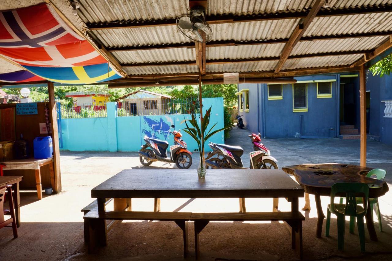 Fat Monkey Hostel Coron Exteriér fotografie