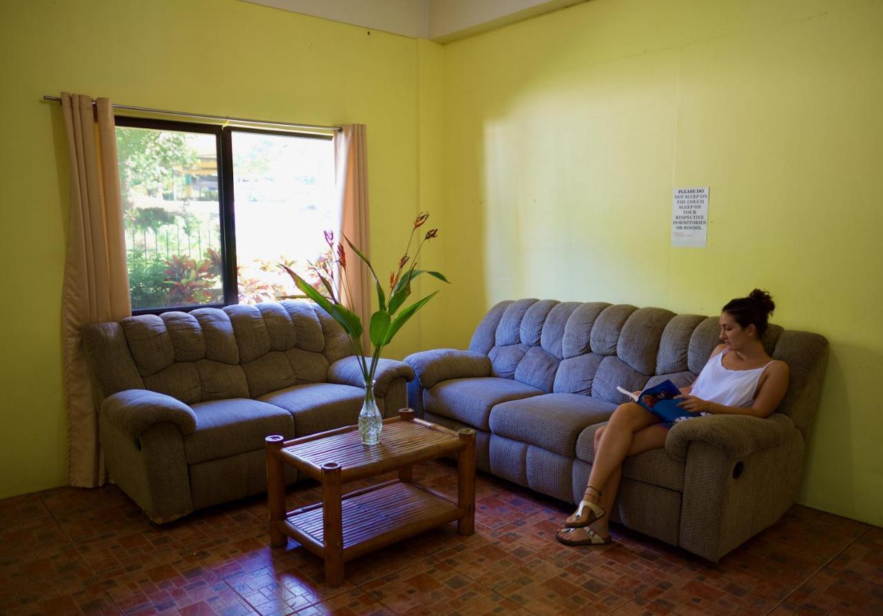 Fat Monkey Hostel Coron Exteriér fotografie